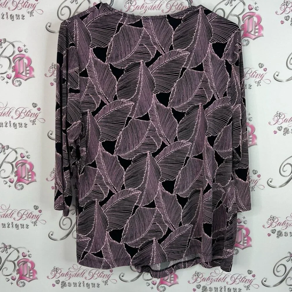 Laura top leaves Black and Pink Leaf Pattern Blouse
